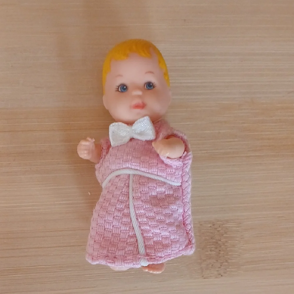 1973 Barbie Krissy Baby Mini Doll Mattel